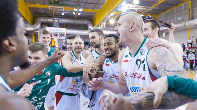 legia-warszawa-fot-piotr-koperski-legiakoszcom_1637534322_4322